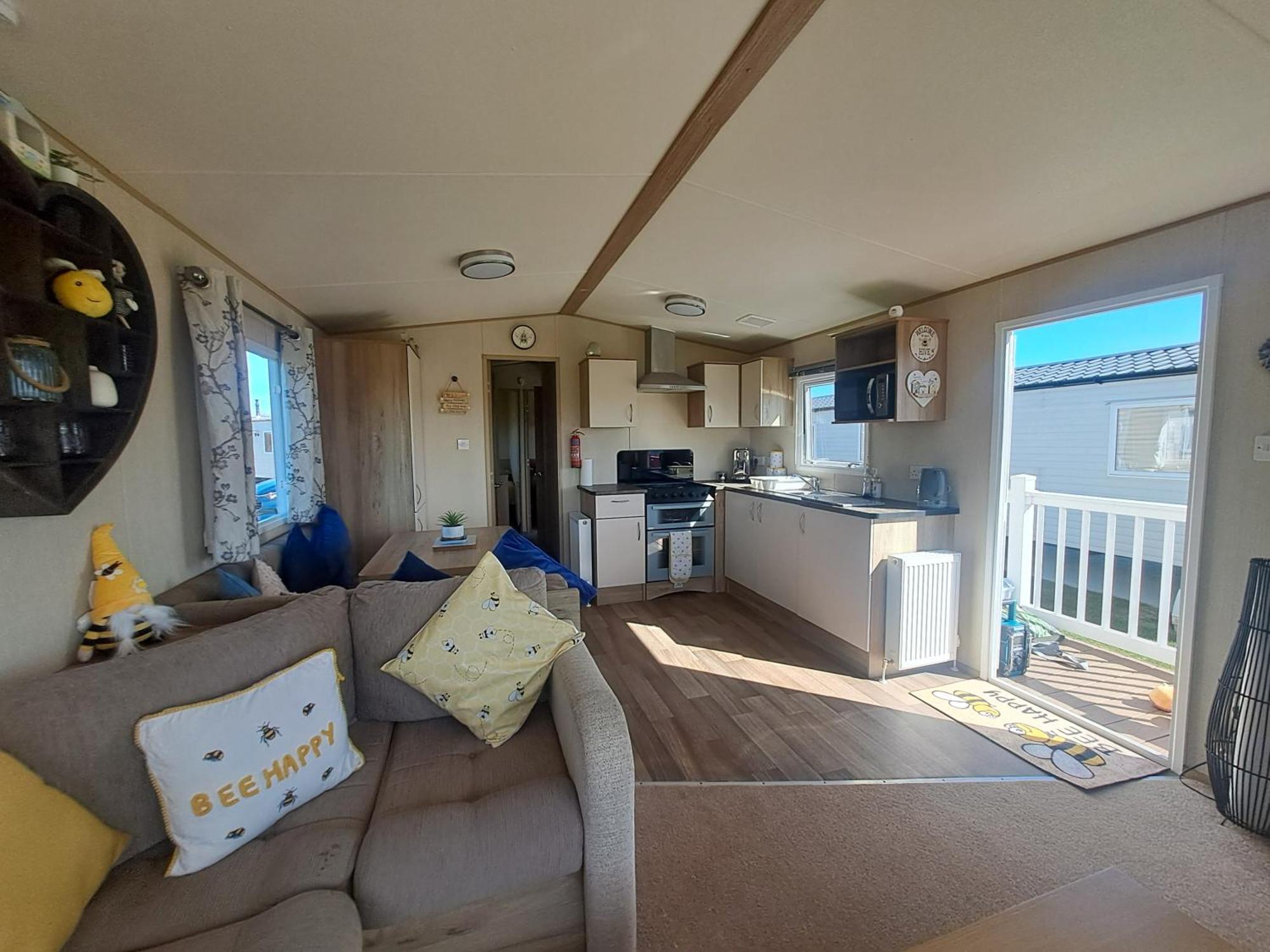 N & V Caravan Sand Le Mere Tunstall  Exterior photo